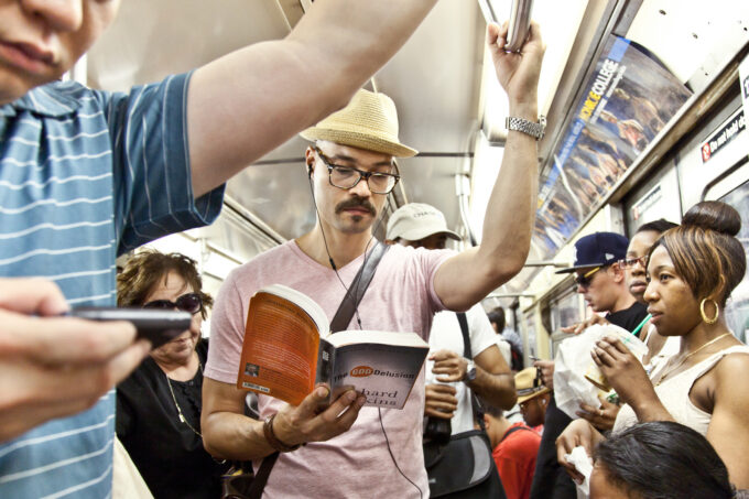 subway-reading-2