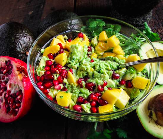 guacamole-with-pomegranate-seeds