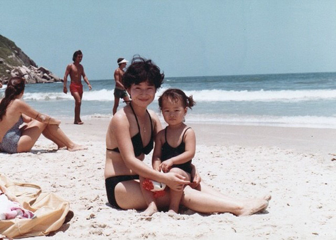 My Beauty Uniform: Re Jin Lee