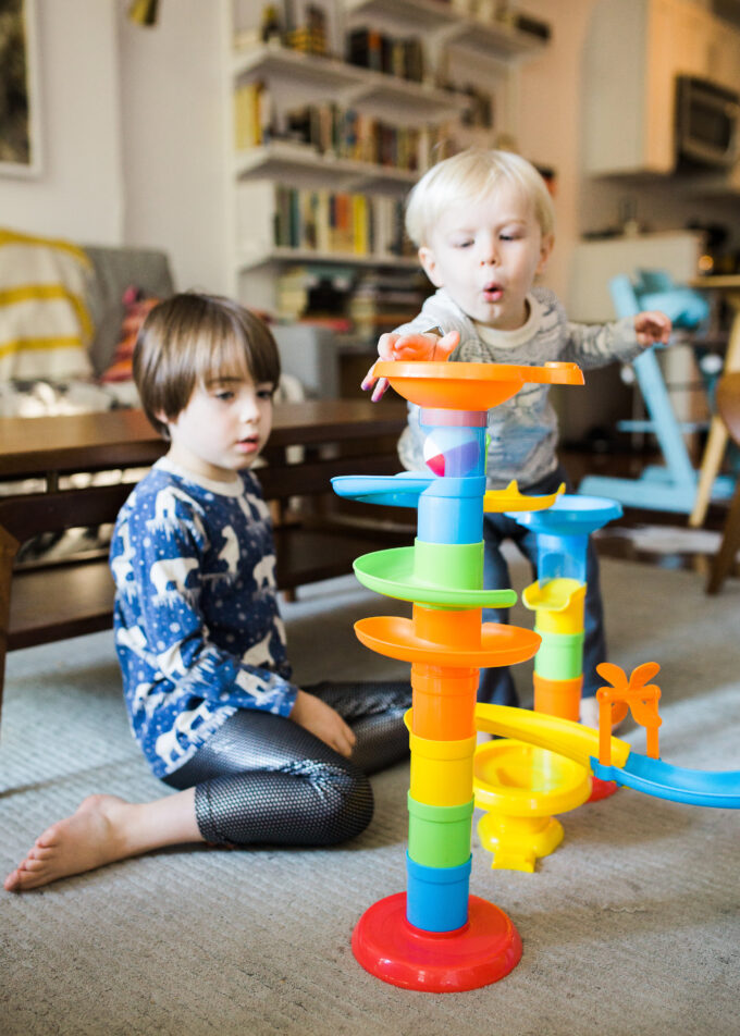 $500 Fat Brain Toys Giveaway