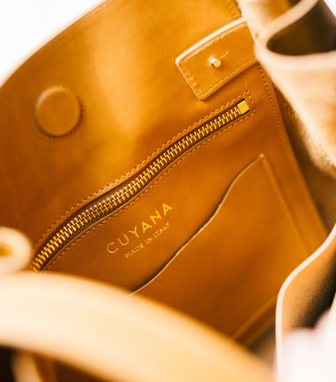 Cuyana Cinch Bag