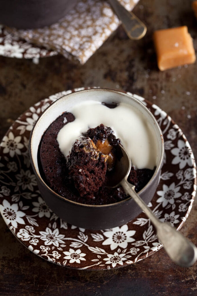 Easy chocolate Pudding With Salted Caramel
