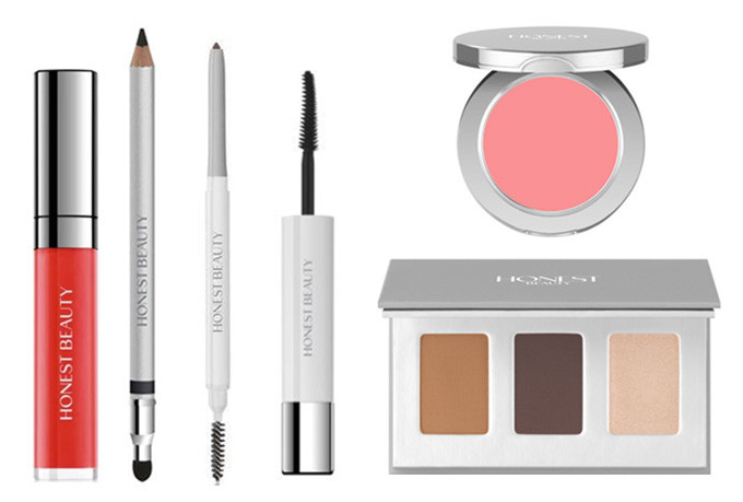 Honest Beauty Chic makeup look