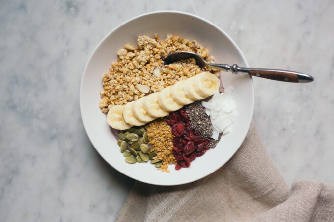 Berry-Chickpea Smoothie Bowl