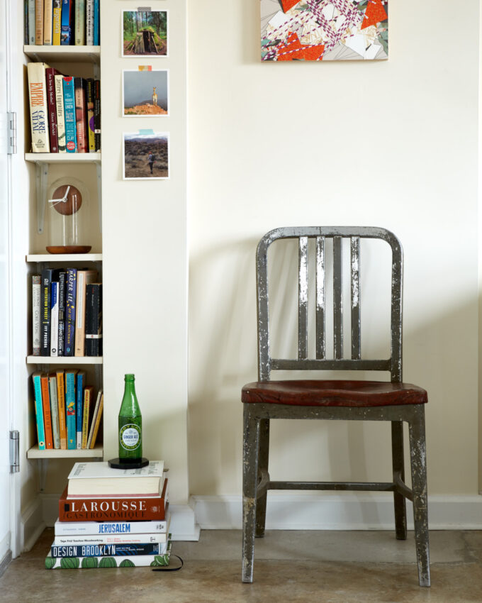 alex_kalita_book_corner