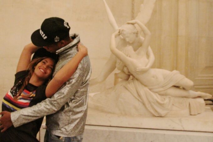 Beyonce and Jay Z in the Louvre