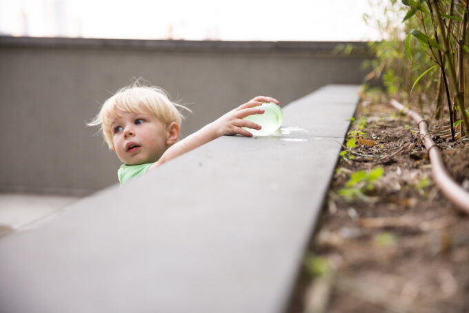Crazy water balloons
