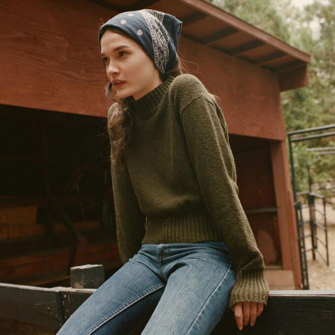 Doen Boucl&eacute; Sweater