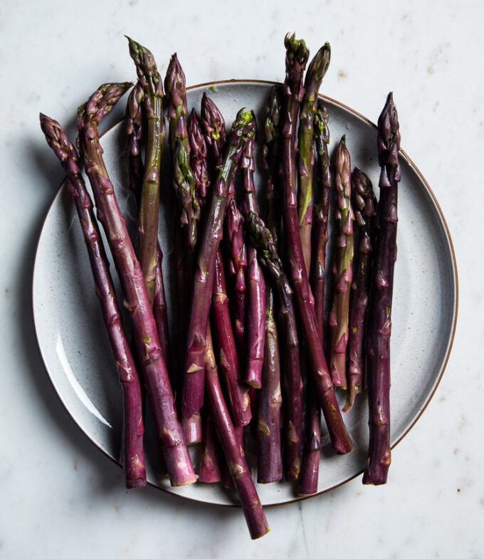 Avocado and Asparagus Tartines