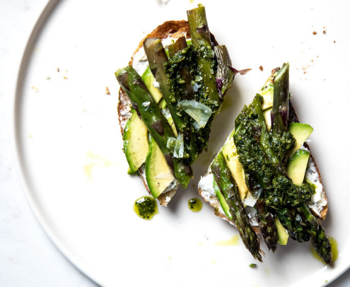 Avocado and Asparagus Tartines