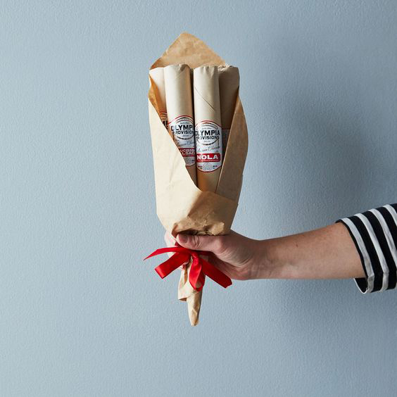 10 Best Gifts for Hosts