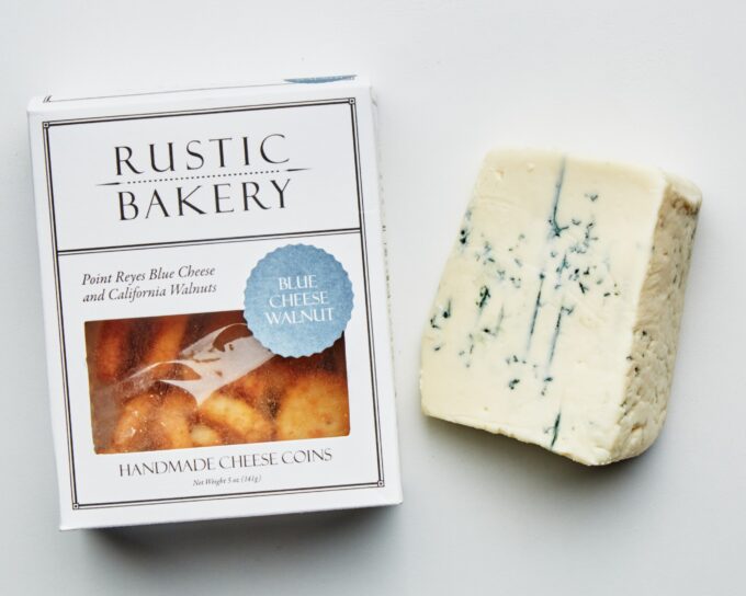 Pairing Cheese with Cheese Crackers