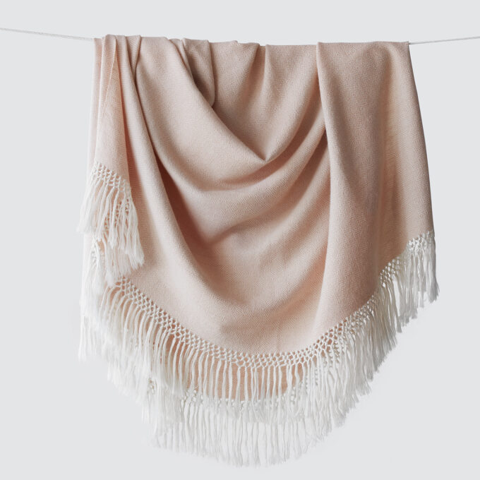 Blush Diamanta Throw