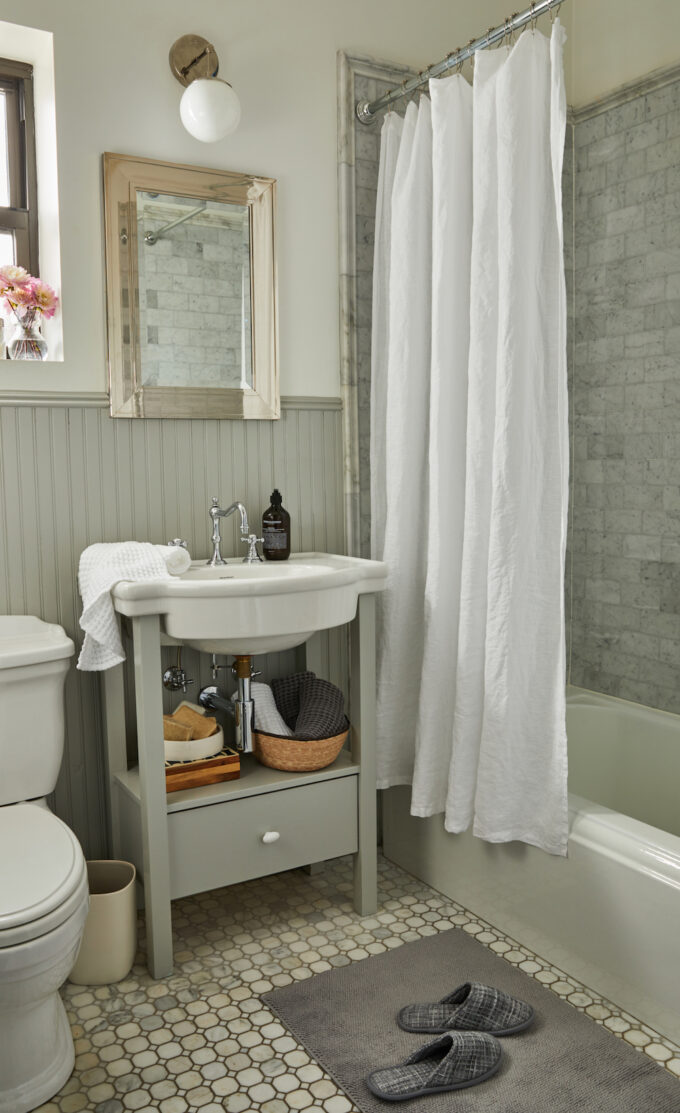 Bathroom Makeover Tips With Parachute
