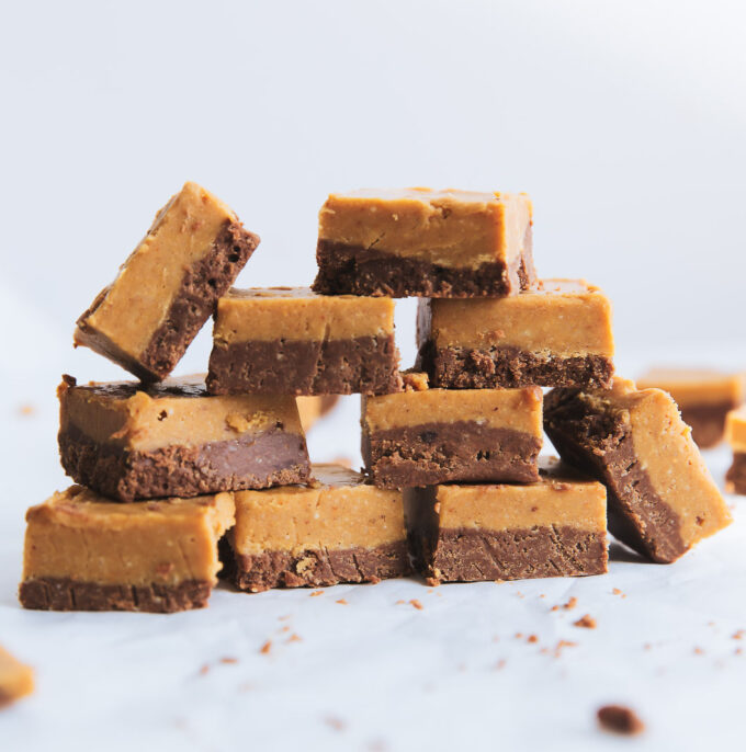 Four-Ingredient Chocolate Peanut Butter Fudge
