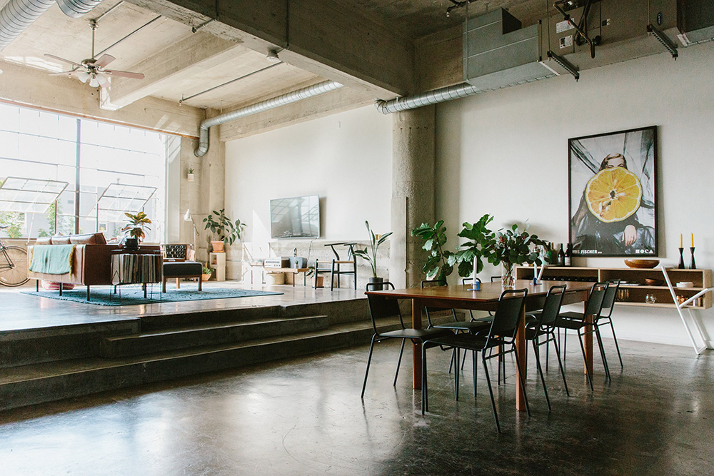 A Bright Friendly Loft in Los Angeles