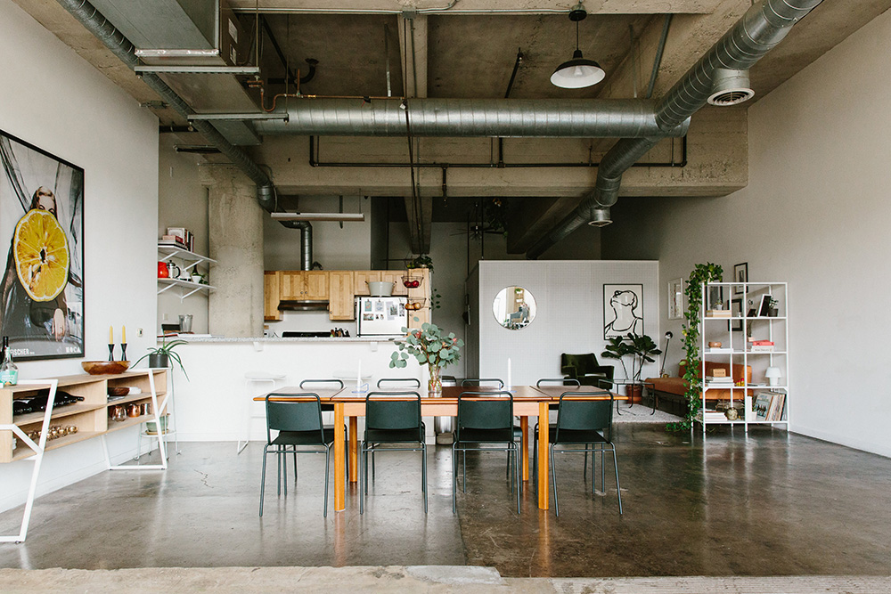 A Bright Friendly Loft in Los Angeles