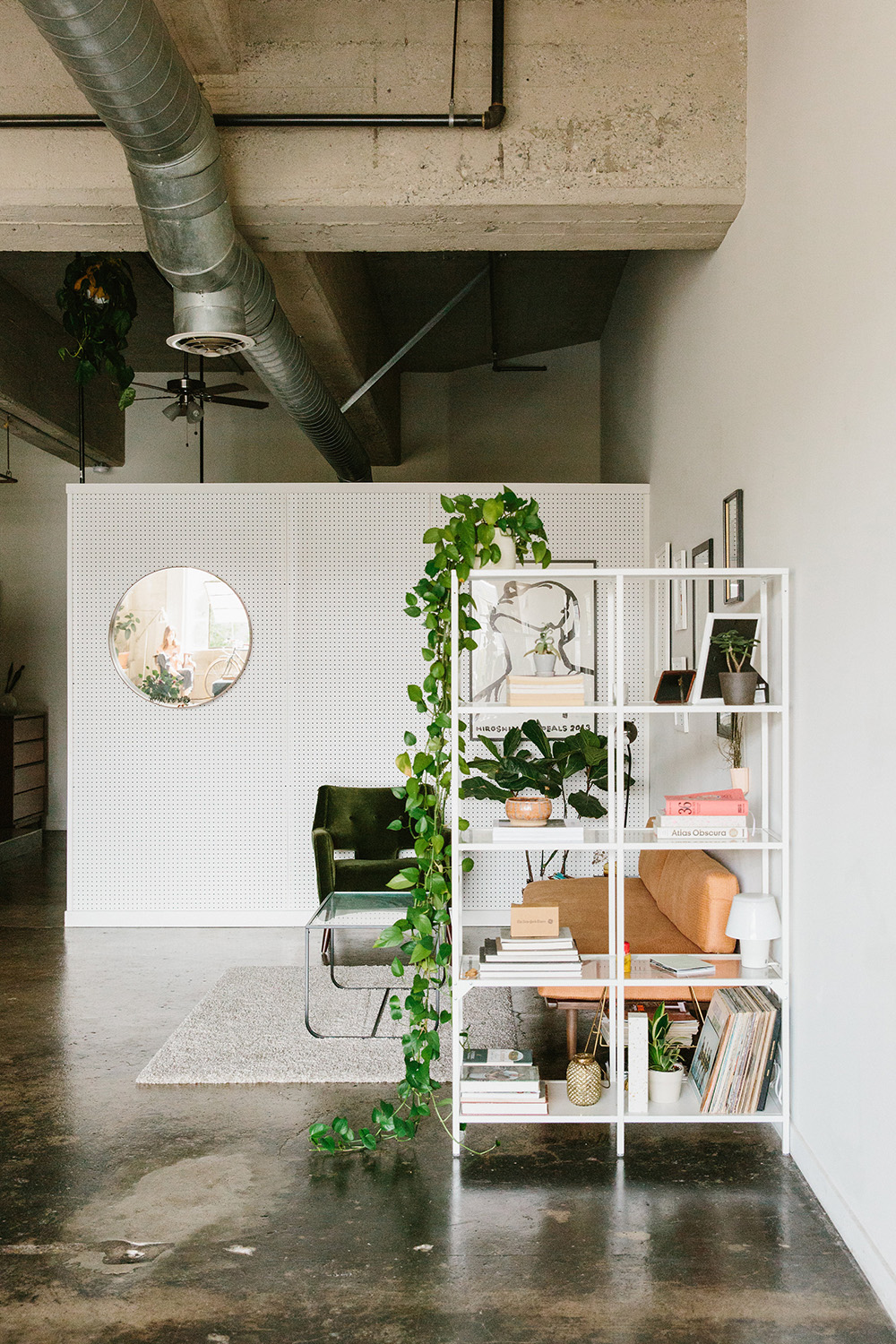 A Bright Friendly Loft in Los Angeles