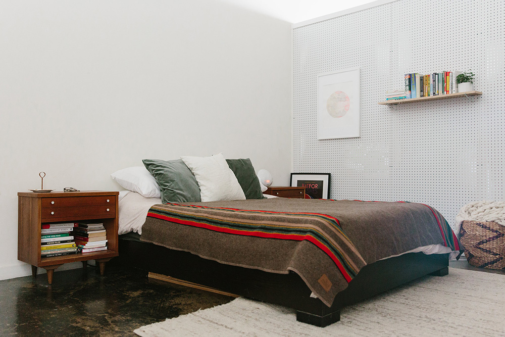 A Bright Friendly Loft in Los Angeles