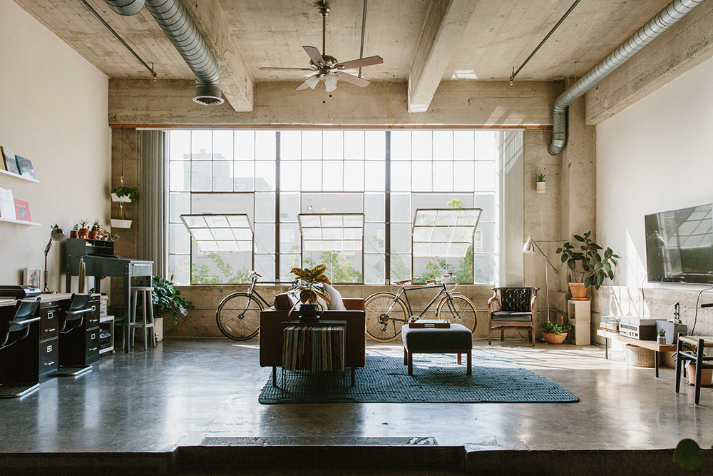 A Bright Friendly Loft in Los Angeles