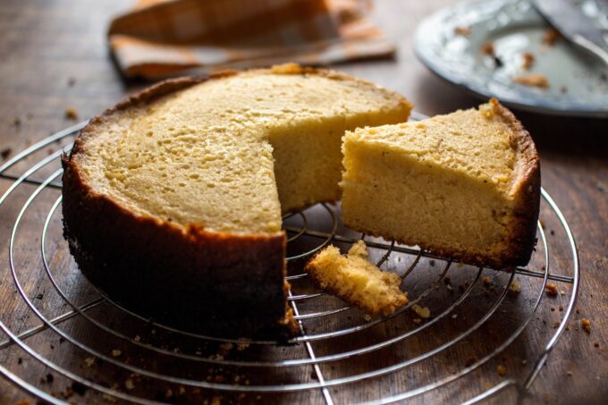 Crock-Pot Vanilla Cake