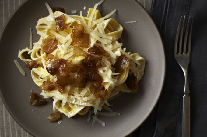 Pasta with Caramelized Onions