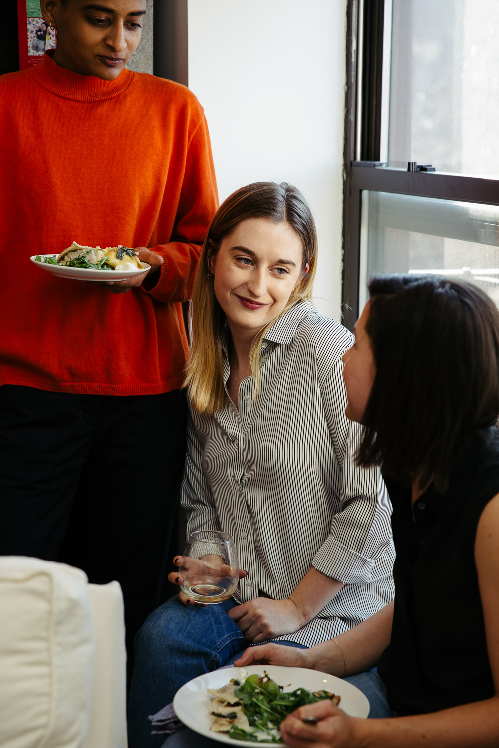 How to Host a Small Space Dinner Party