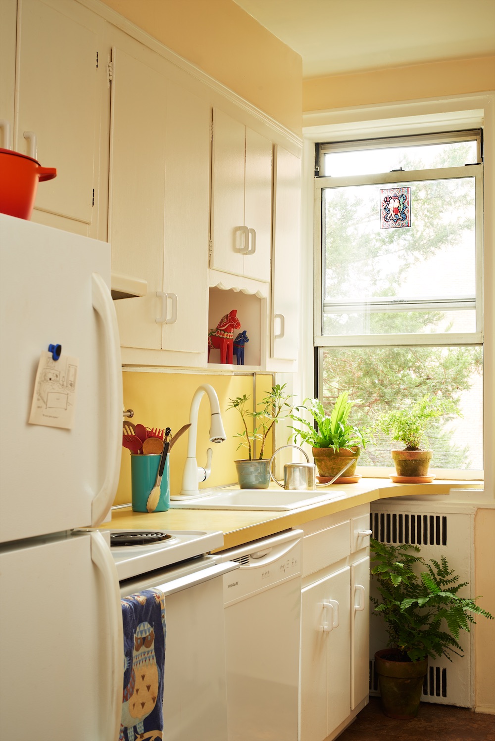 Holly Howard Brooklyn apartment tour