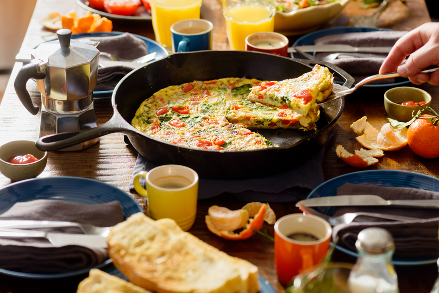 brunch table setting