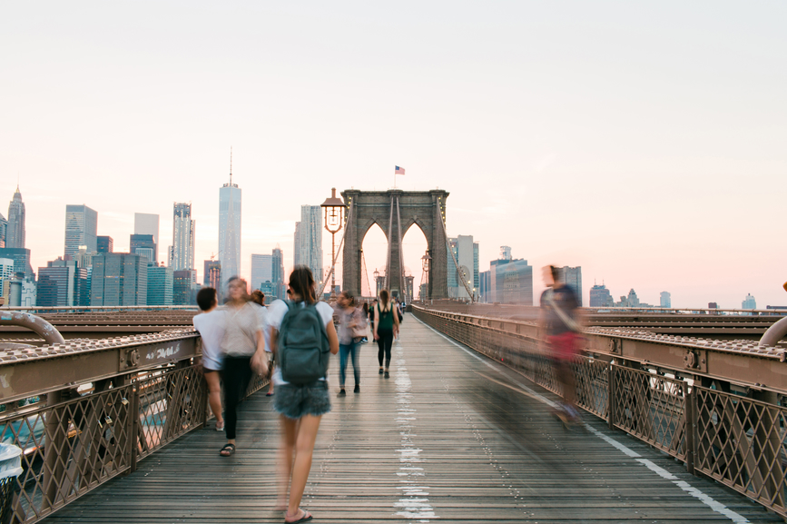Brooklyn Bridge walkers