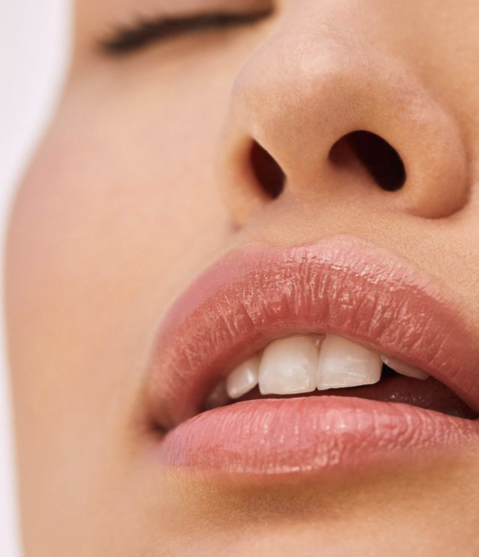 12 best gifts for female friends 2021