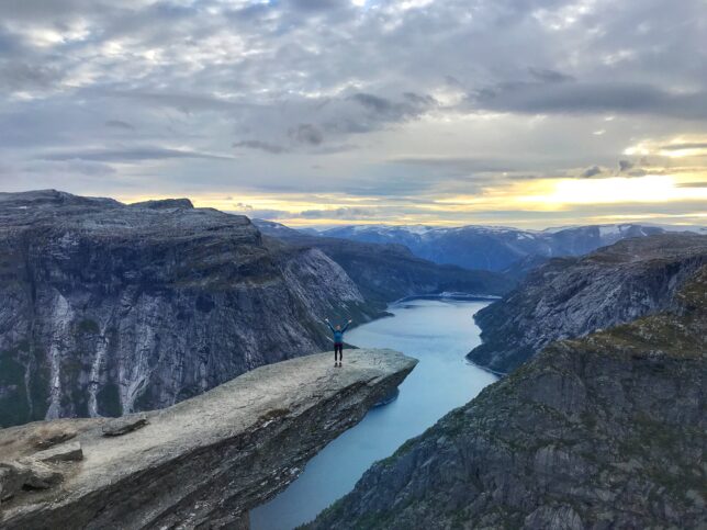 women on solo travel traveling alone