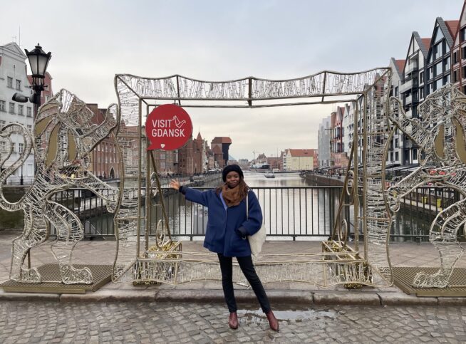 women on solo travel traveling alone