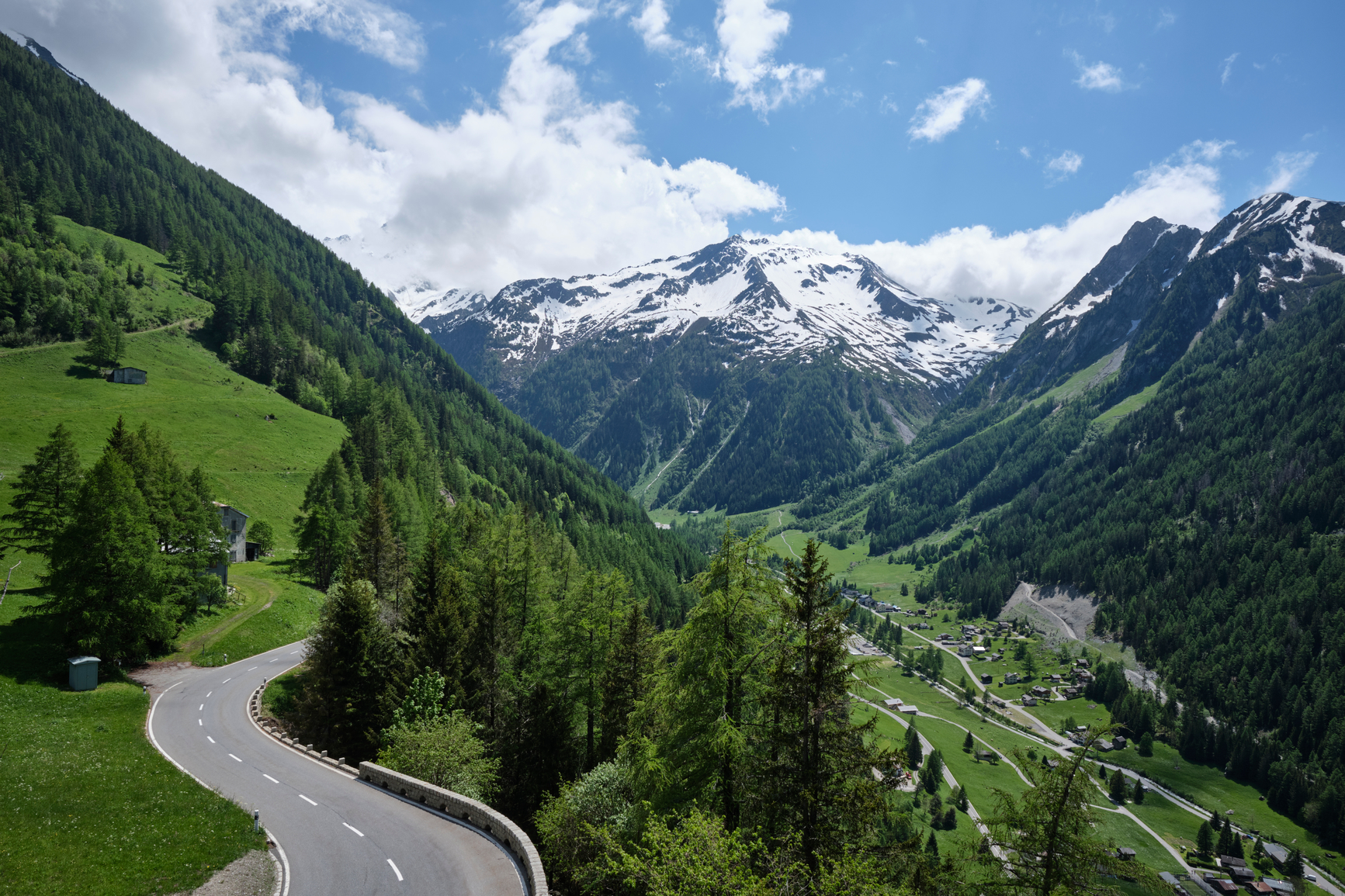 Switzerland mountain roads