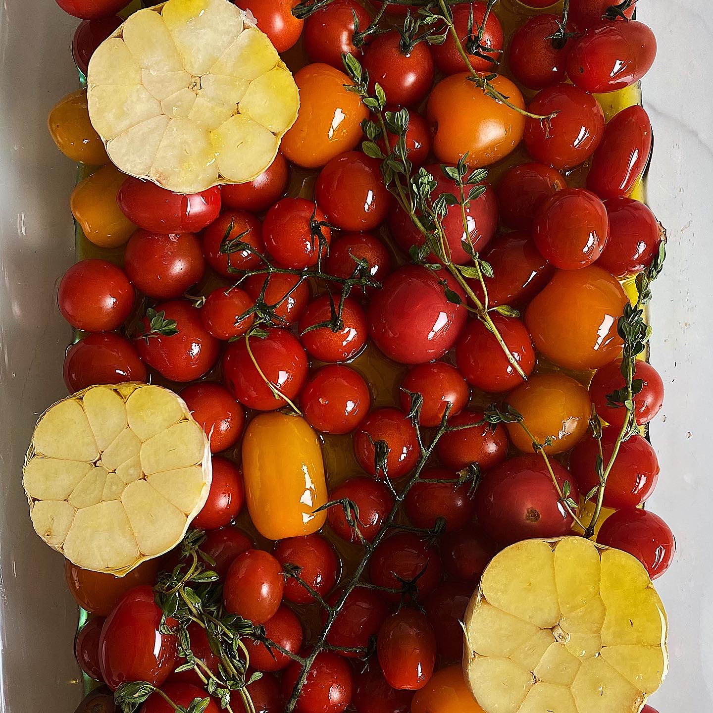 Tomato and Garlic Confit Pasta