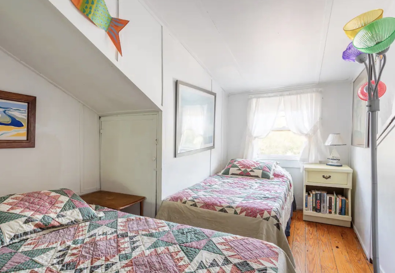 twin beds for guest rooms adults