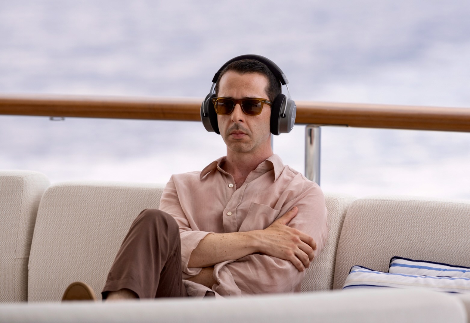 Succession Kendall boat sunglasses