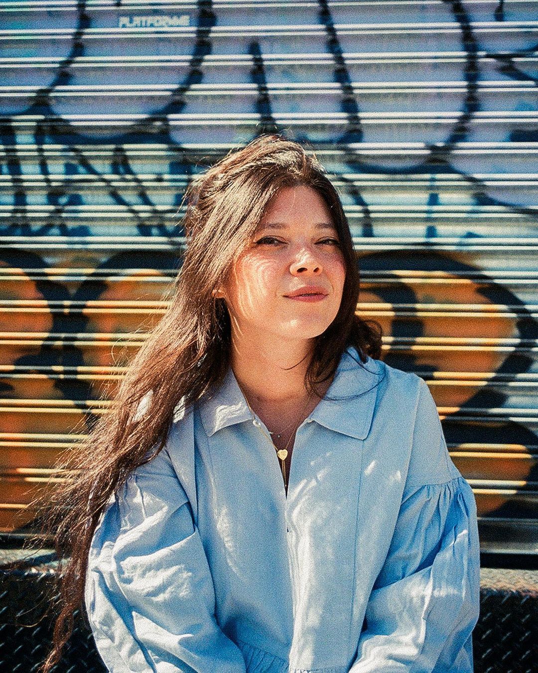 pretty women's top knot