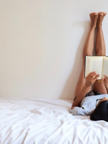 Summer Reading / TV / Music / Movie Recs