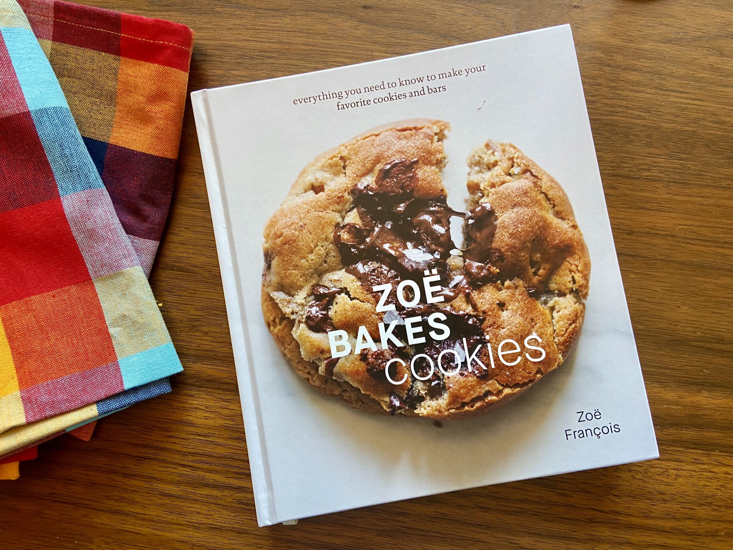 zoe bakes cookies