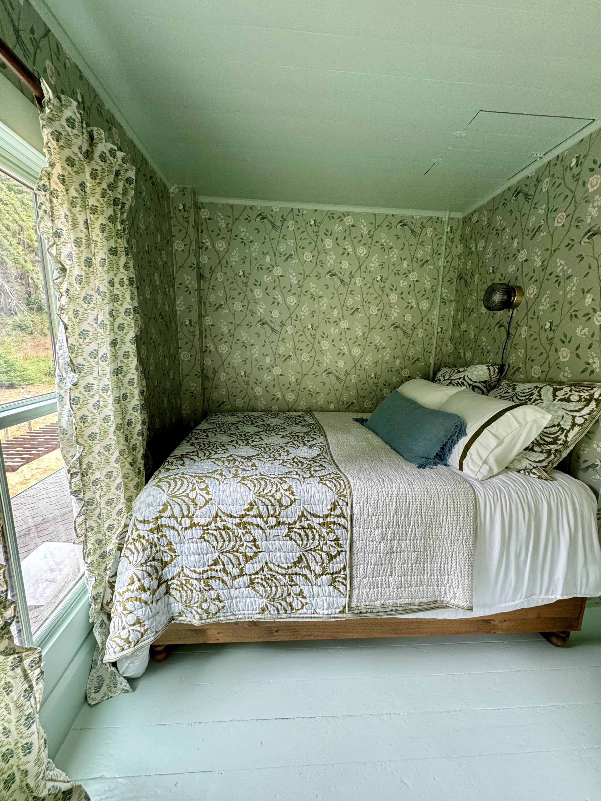 women who live alone